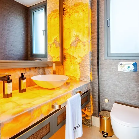 别墅 Stylish Beachfront With Pool Gym Sauna Seaview *