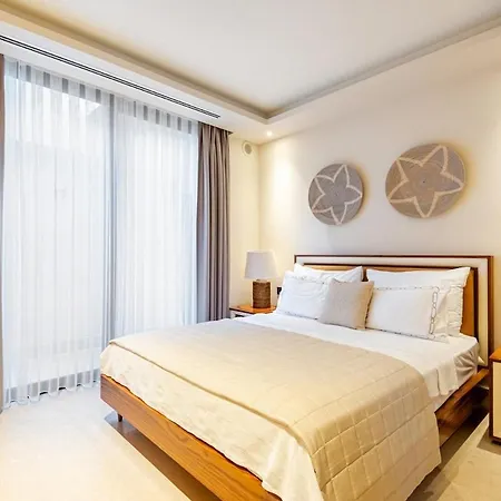 别墅 Stylish Beachfront With Pool Gym Sauna Seaview 博德鲁姆