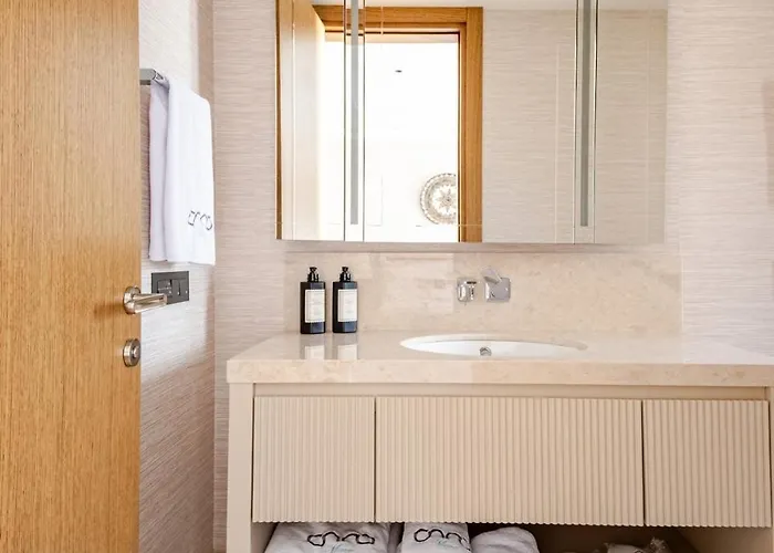 Vila Stylish Beachfront With Pool Gym Sauna Seaview Bodrum