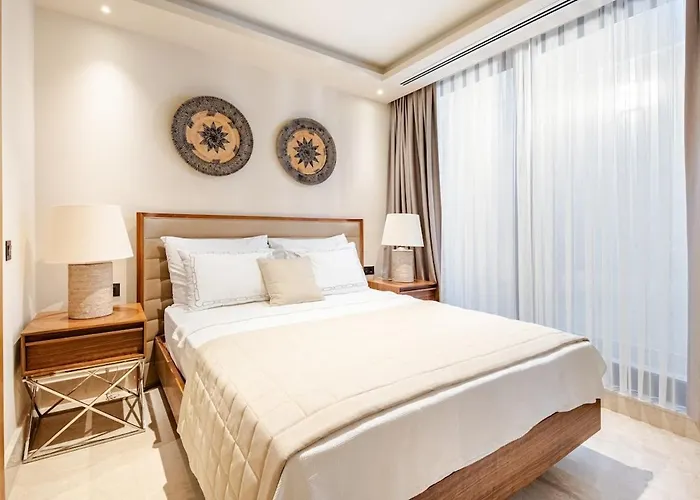 Vila Stylish Beachfront With Pool Gym Sauna Seaview