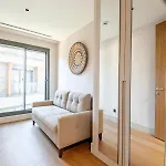 Βίλα Stylish Beachfront With Pool Gym Sauna Seaview *