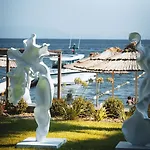 Βίλα Stylish Beachfront With Pool Gym Sauna Seaview Αλικαρνασσός