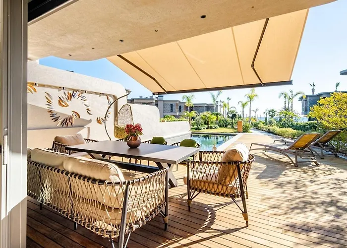 Stylish Beachfront With Pool Gym Sauna Seaview Villa *