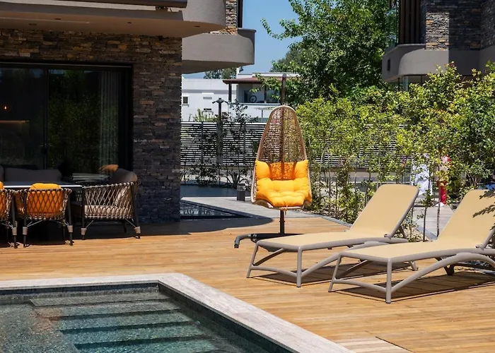 ヴィラ Stylish Beachfront With Pool Gym Sauna Seaview